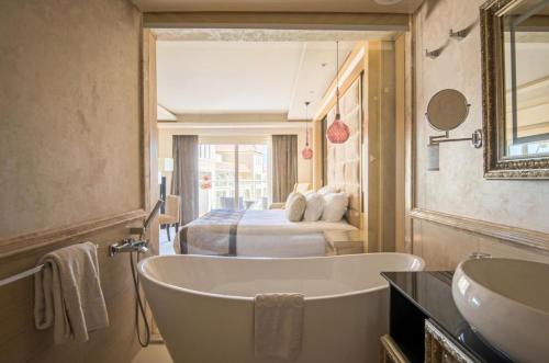 kaisol romance resort sahl hasheesh adults only