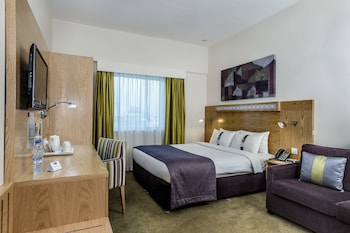 holiday inn express dubai safa park by ihg