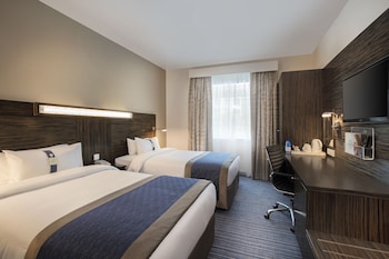 holiday inn express dubai safa park by ihg