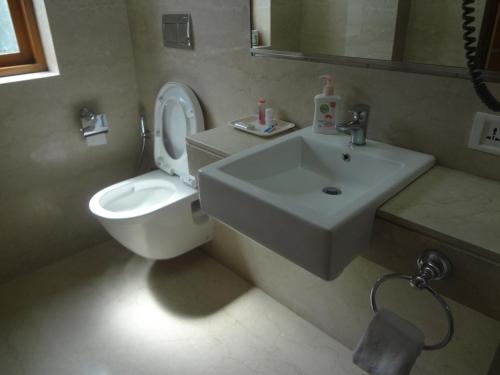 astoria hotel
