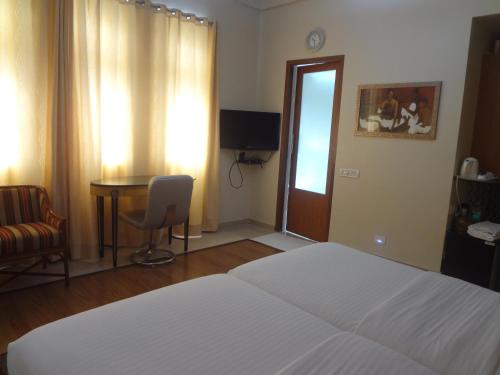 astoria hotel