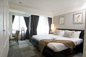 cape house langsuan hotel