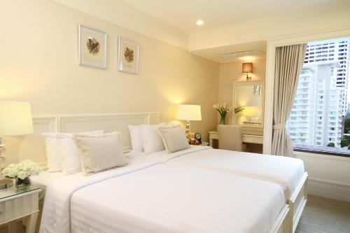 cape house langsuan hotel