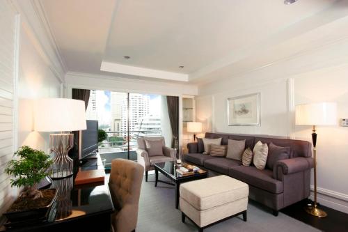 cape house langsuan hotel