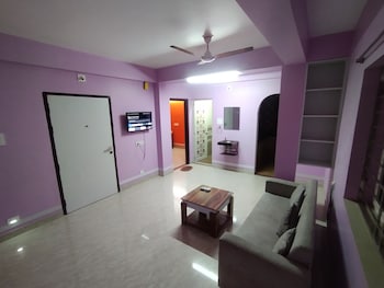 the lakeview classic homestay