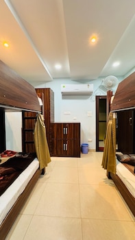 deena residency