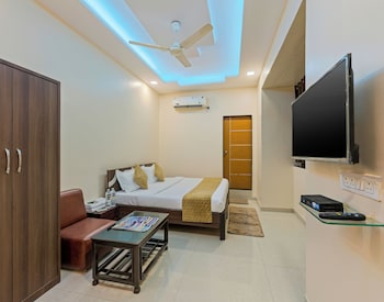 hotel anand inn solapur