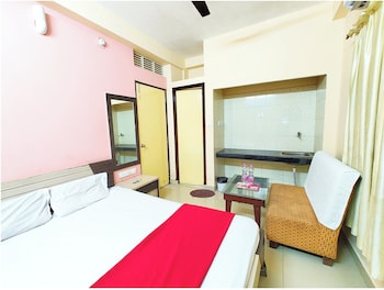hotel golden beach inn puri