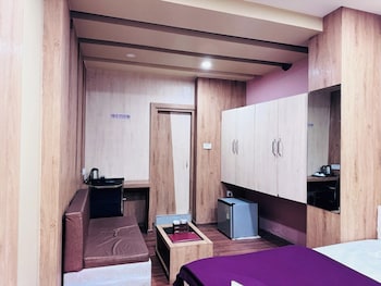 hotel himalaya agartala