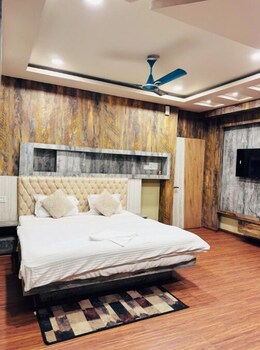 hotel himalaya agartala