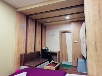 hotel himalaya agartala