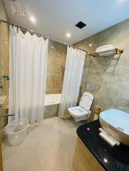 hotel double crown mumbai airport t2