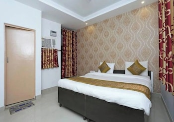 hotel aryan residency near delhi airport