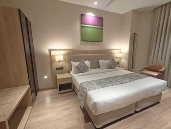 hotel bluestone prime nehru place by the cosy hotels