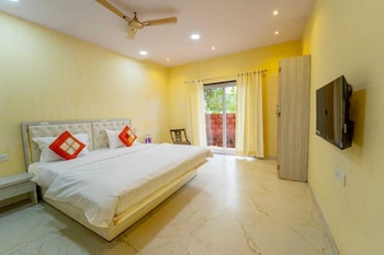 breeze mount villa