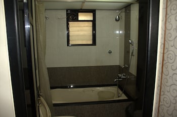 hotel solitaire vashi