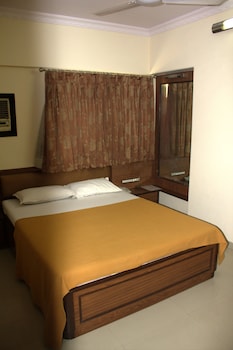hotel solitaire vashi