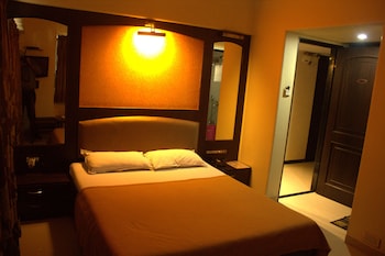 hotel solitaire vashi