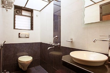 hotel solitaire vashi