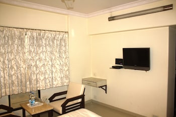 hotel solitaire vashi