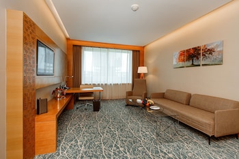 holiday inn baku by ihg