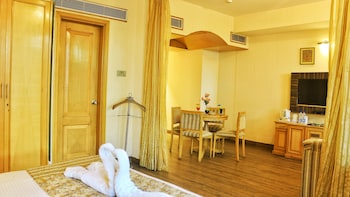 dee marks hotel and resorts