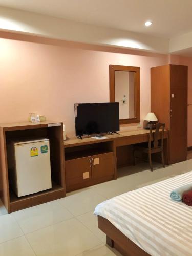 room-image