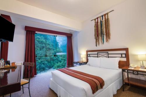 room-image