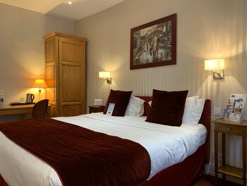 room-image
