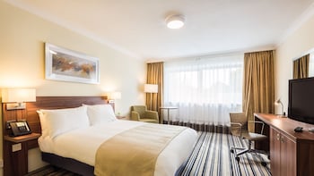 room-image