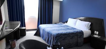 room-image