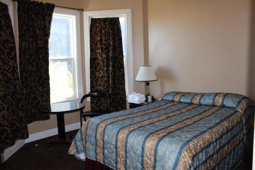 room-image