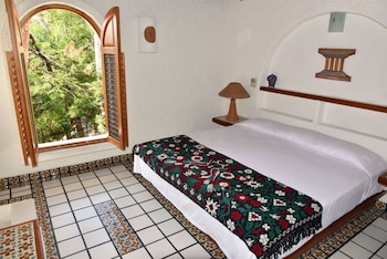 room-image