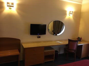 room-image