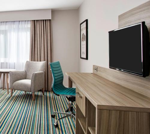 room-image