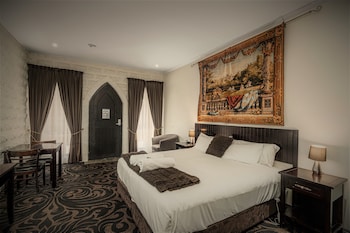 room-image