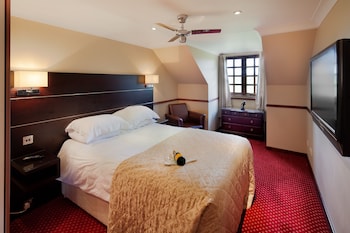 room-image