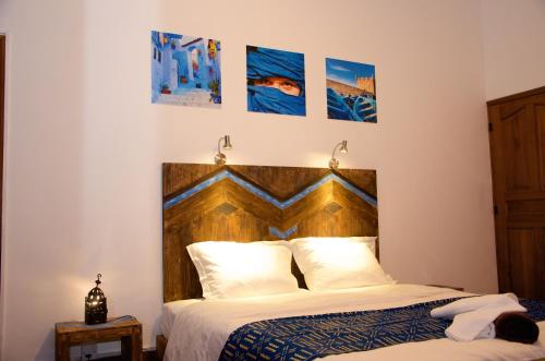 room-image
