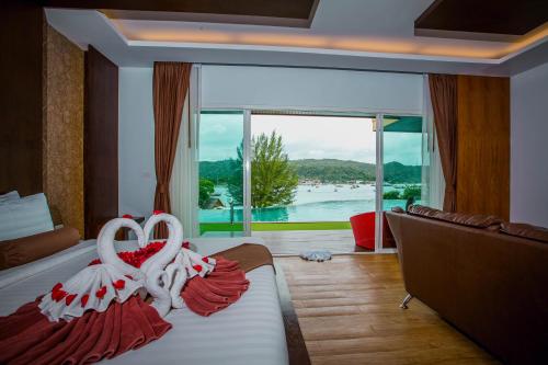 room-image