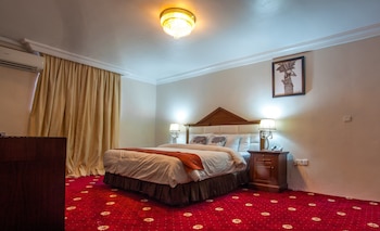 room-image