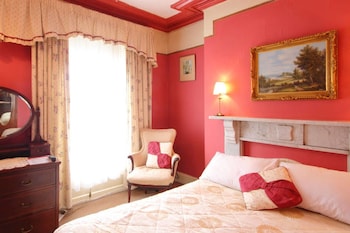 room-image