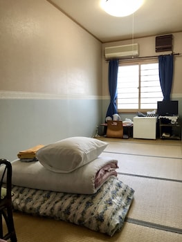 room-image