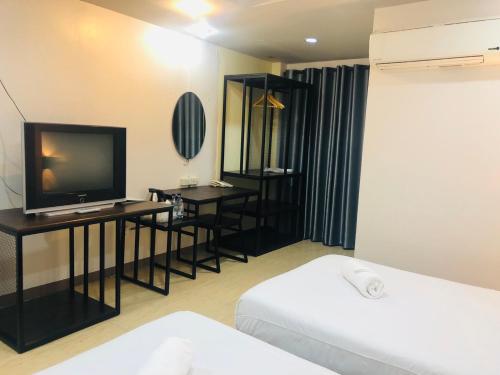 room-image