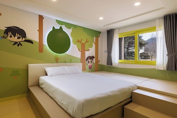 room-image