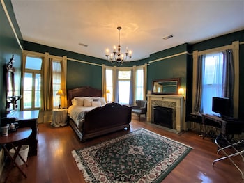 room-image