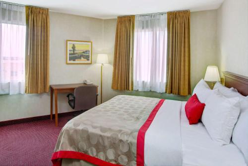 room-image