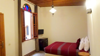 room-image