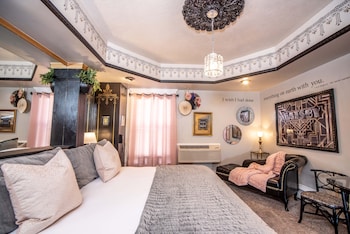 room-image