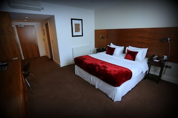room-image