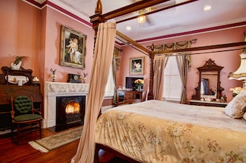 room-image
